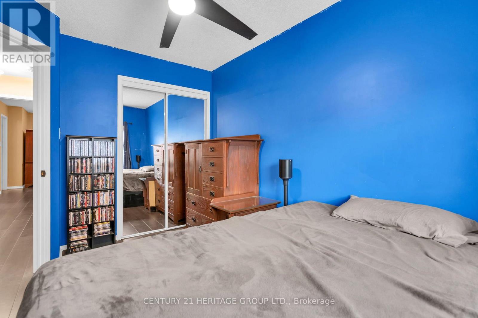 83 MOSAICS AVENUE - Image 29