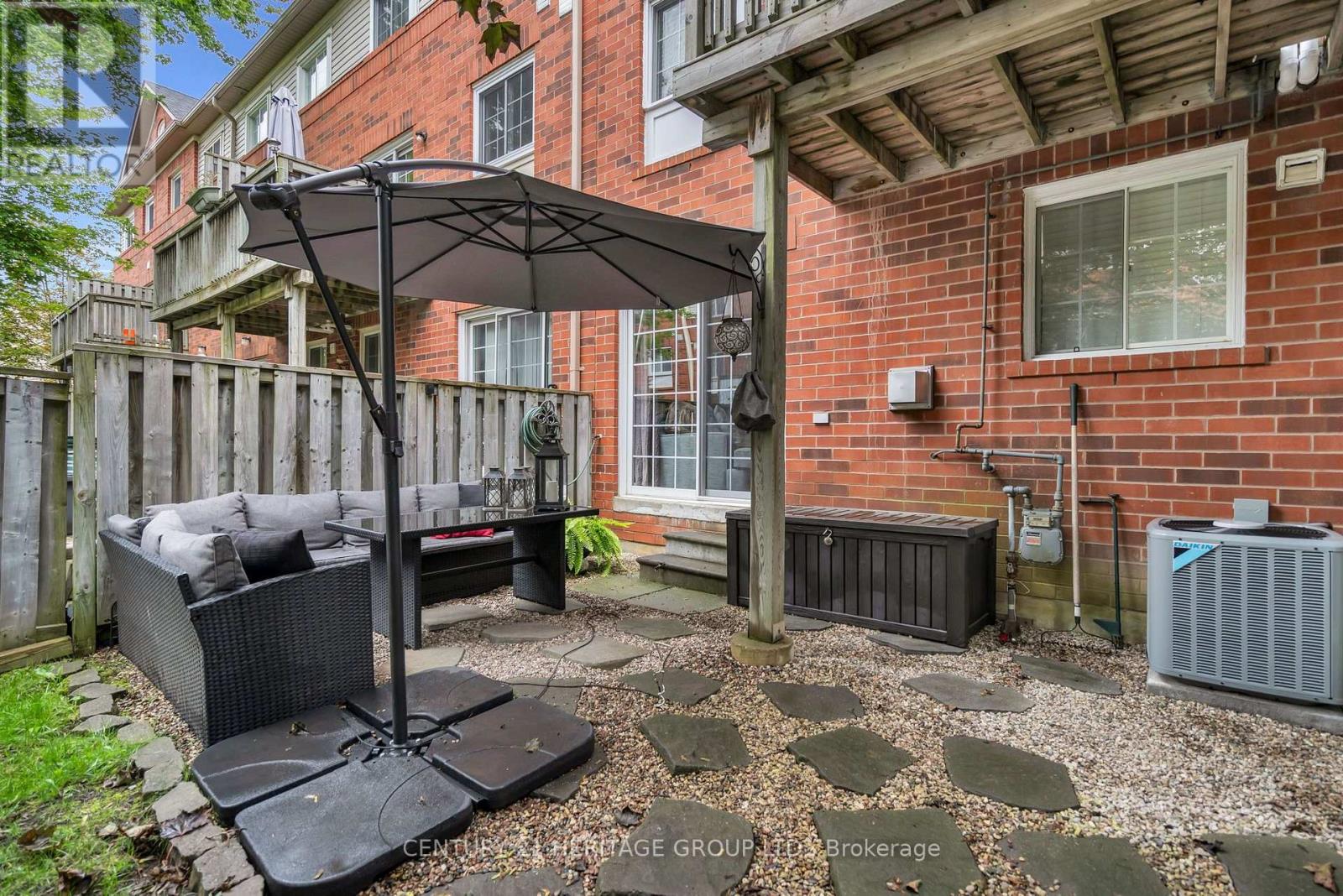 83 MOSAICS AVENUE - Image 37