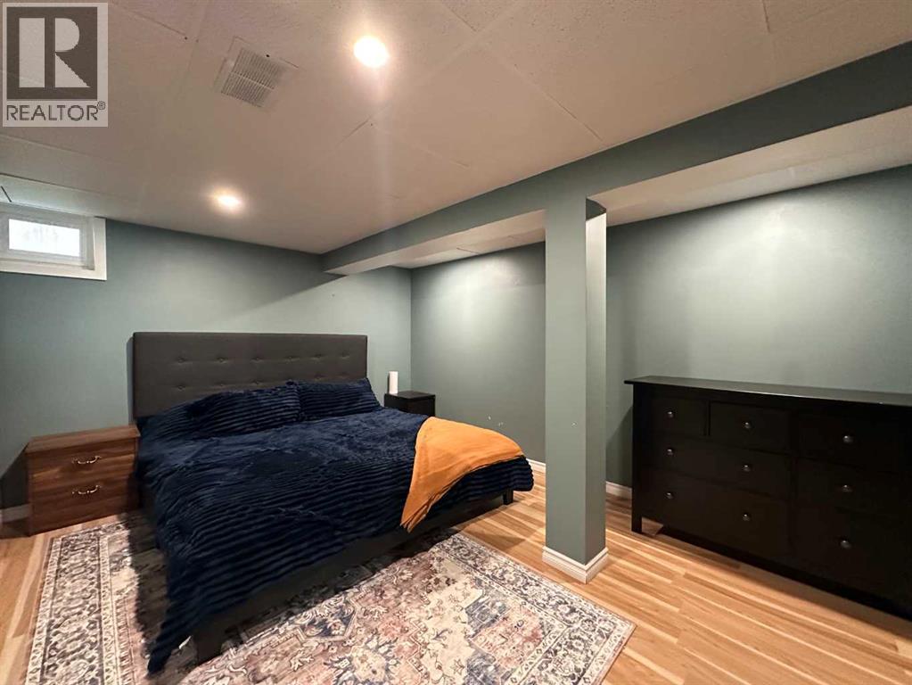 5117 53 Avenue - 20