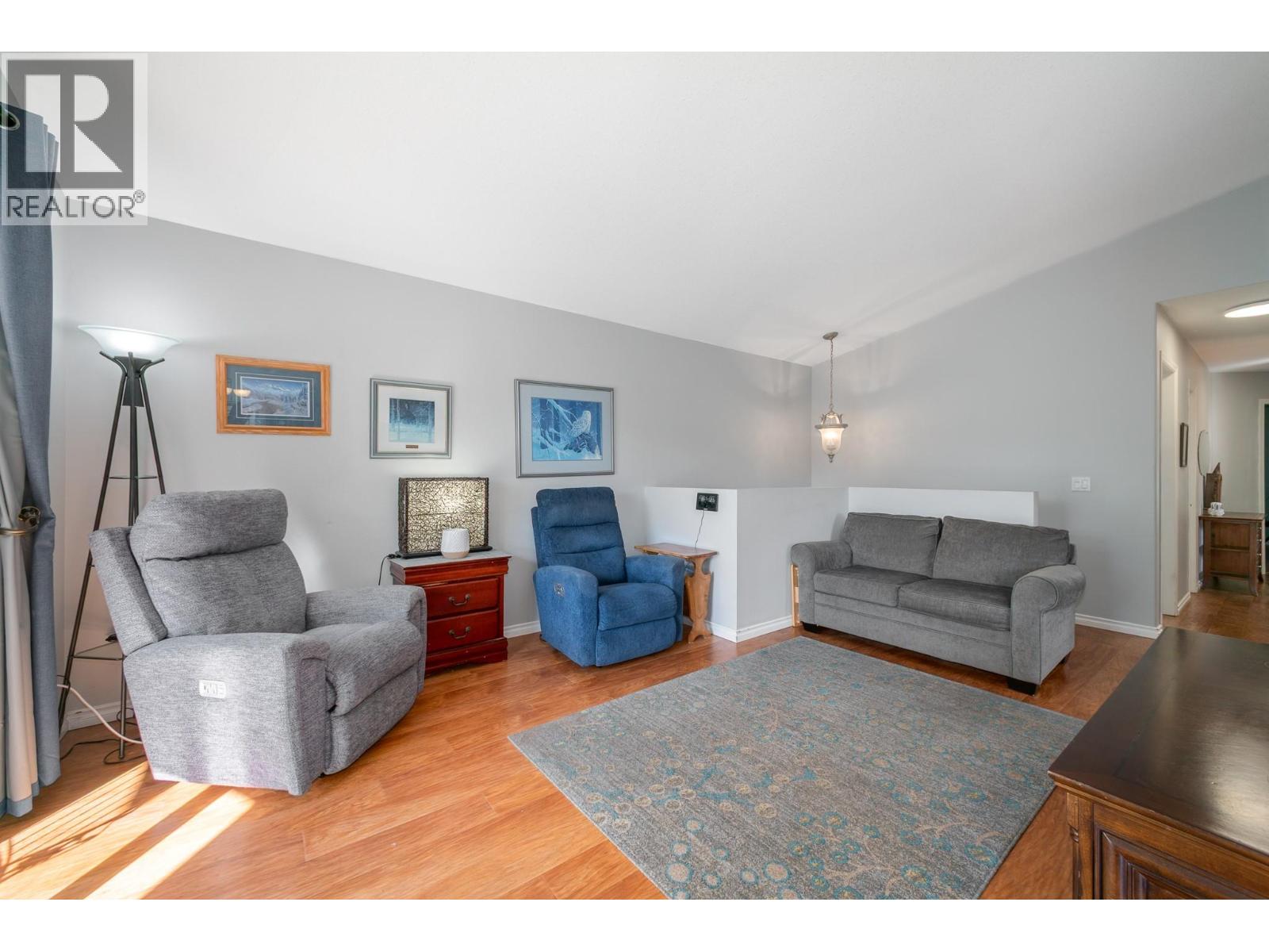 416 Sumac Road E - 11