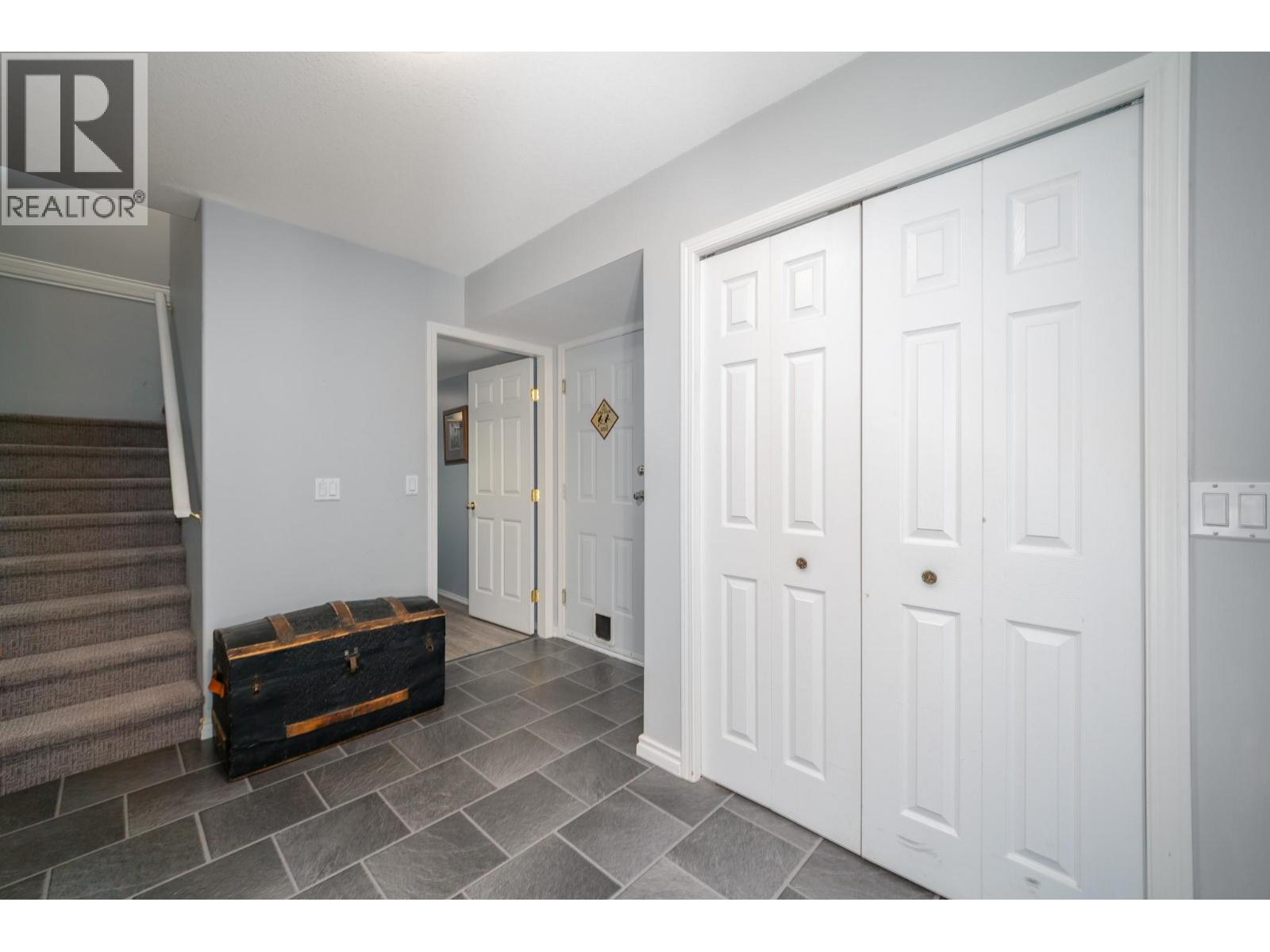 416 Sumac Road E - 8
