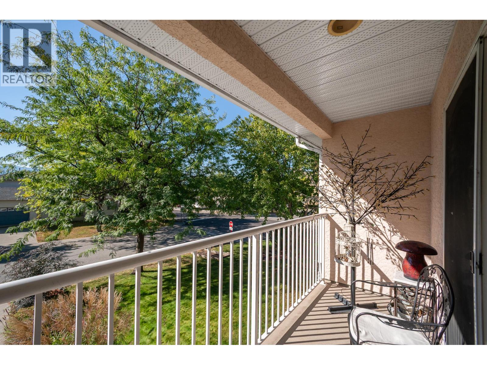 416 Sumac Road E, Kelowna