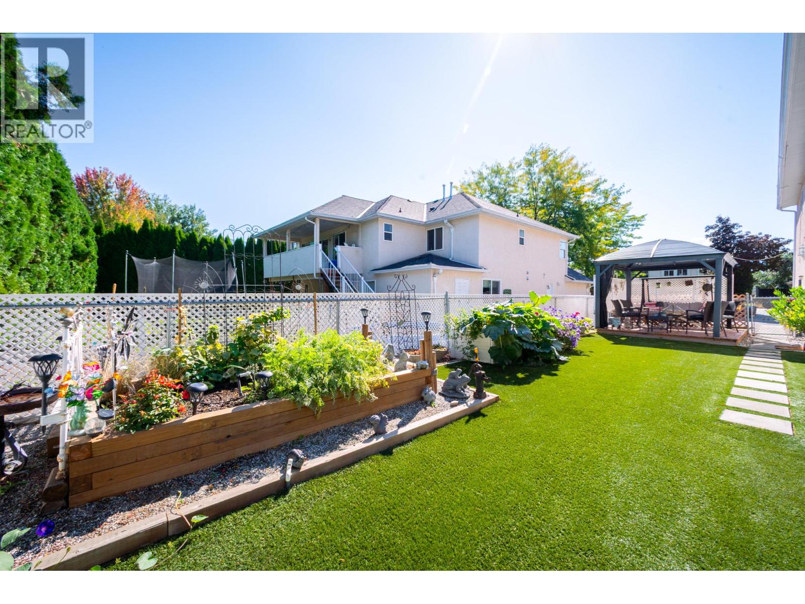 416 Sumac Road E - 58