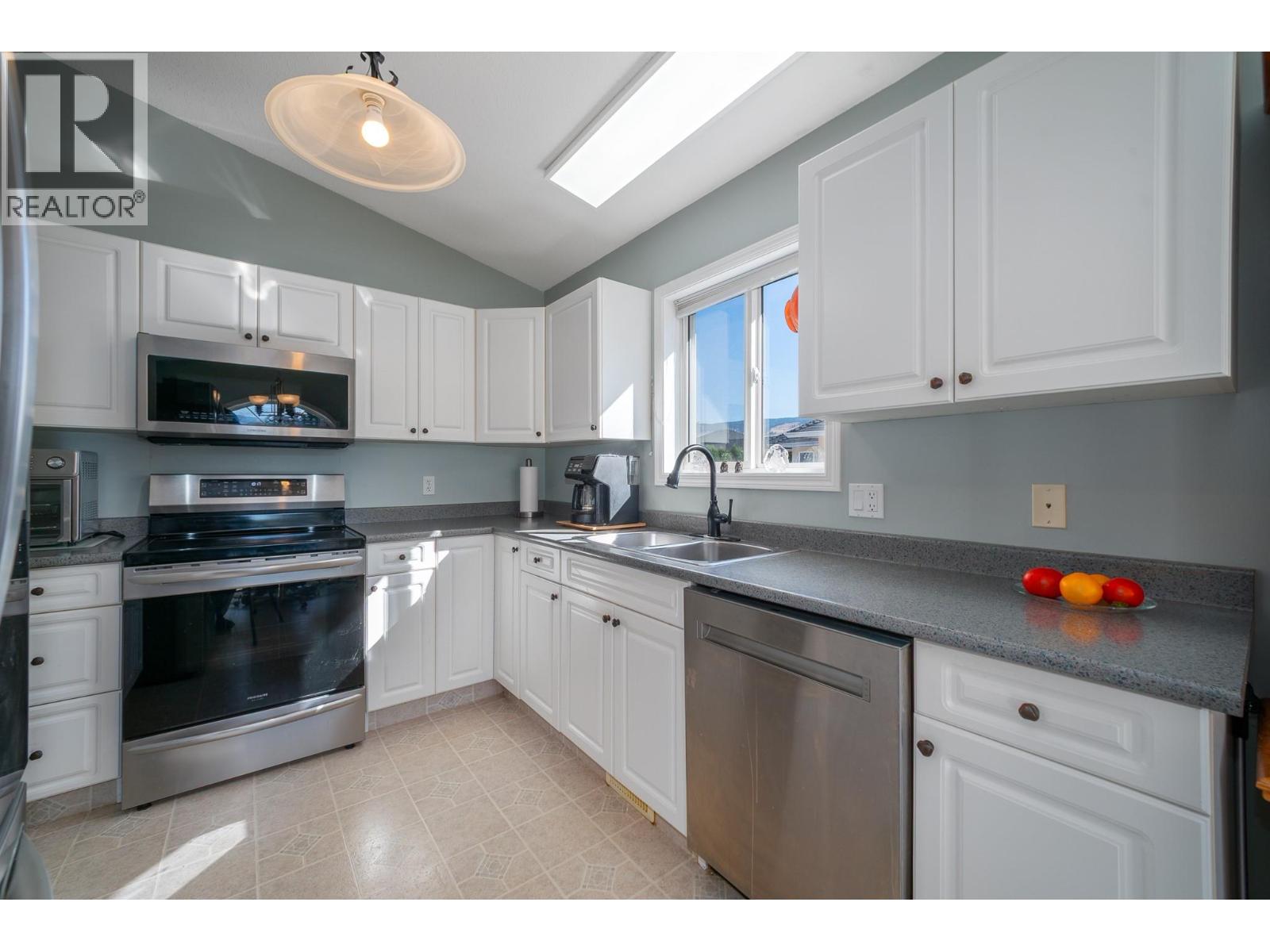 416 Sumac Road E, Kelowna