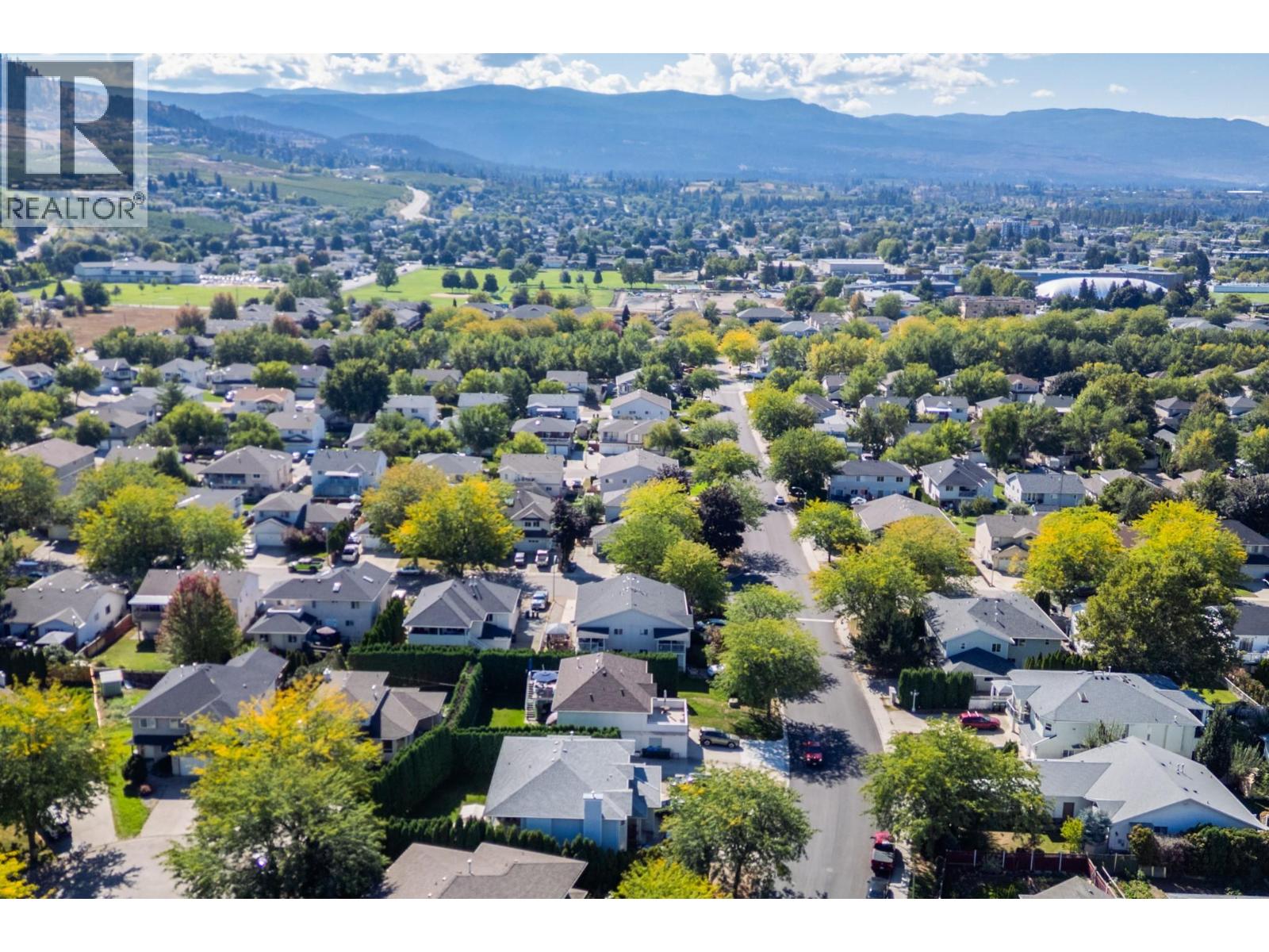 416 Sumac Road E - 82