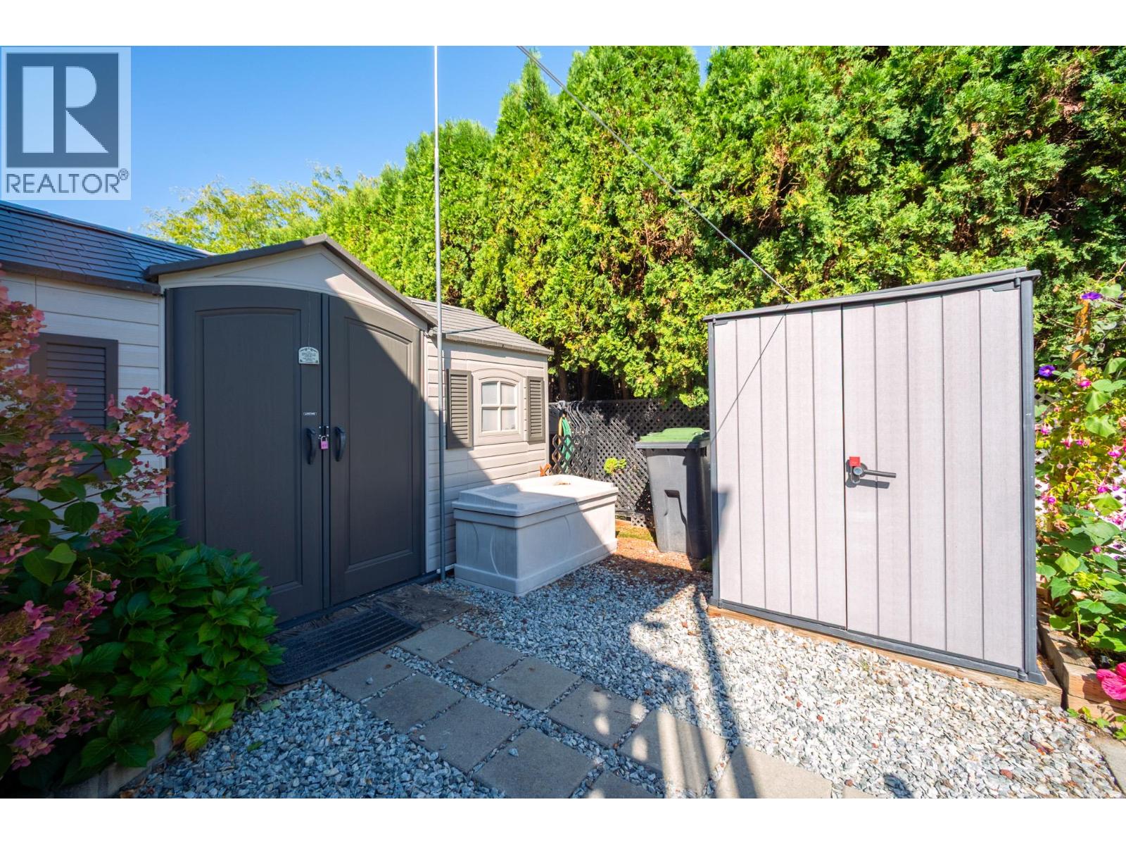 416 Sumac Road E - 61