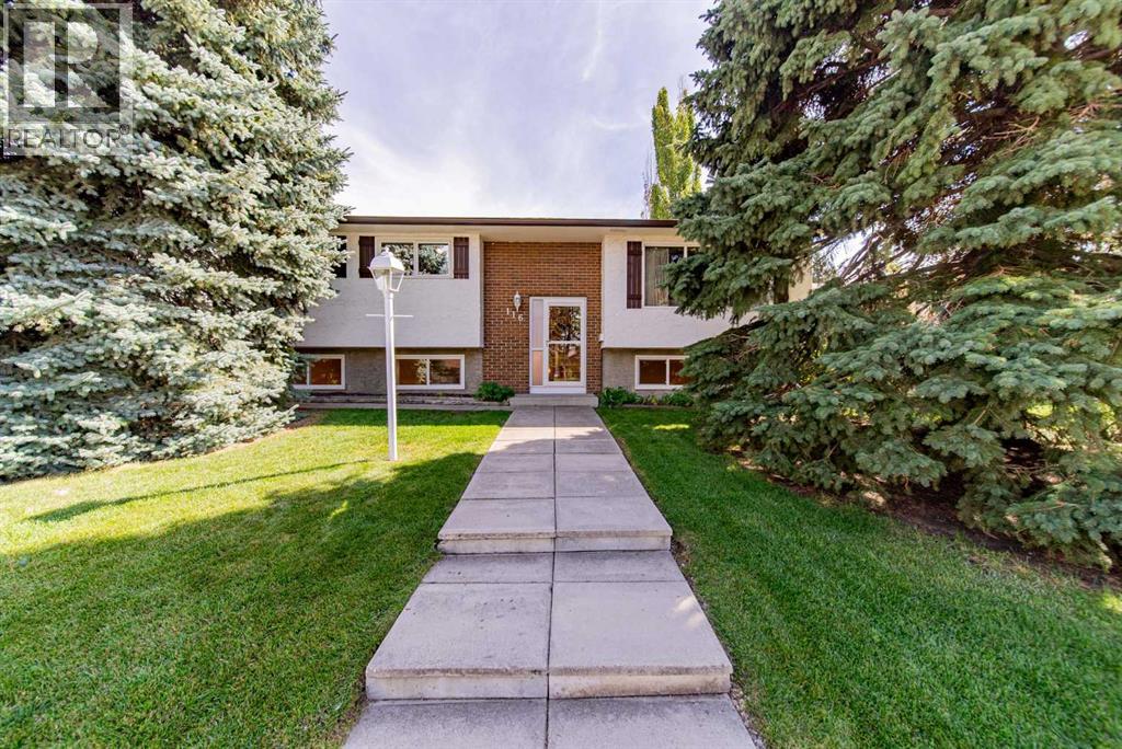 116 Queensland Place SE, Queensland, Calgary photo 4