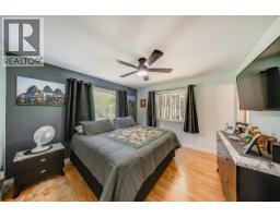 Living room - 210 & 206 Belmond Road, Salmo, BC V0G1Z0 Photo 12