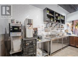 11 - 325 Central Parkway W, Mississauga, ON L5B3X9 Photo 14
