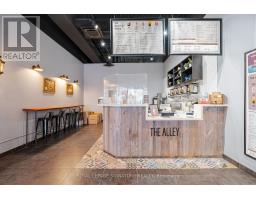 11 - 325 Central Parkway W, Mississauga, ON L5B3X9 Photo 6