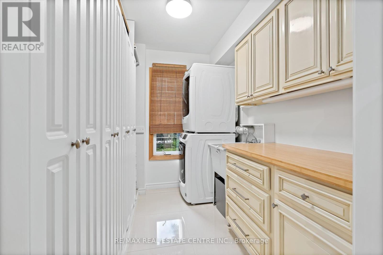 19 OLD PAVILLION ROAD - 11