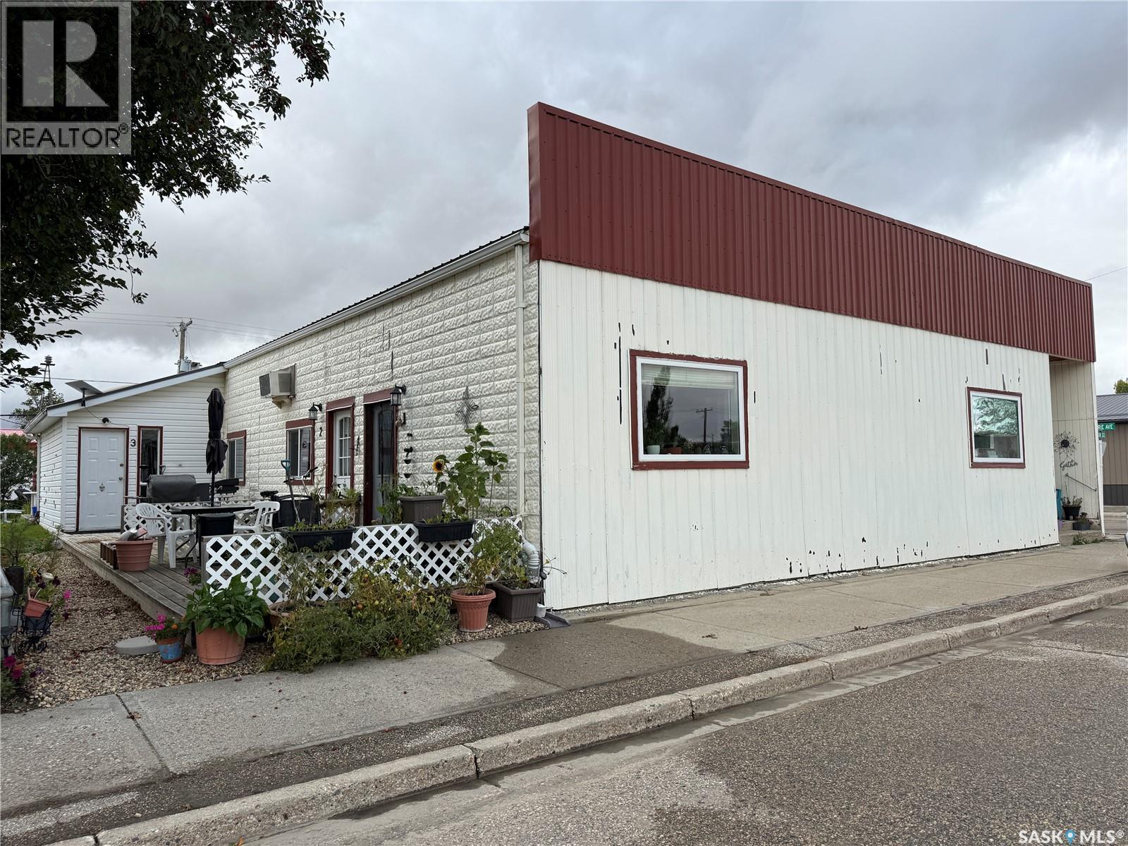 116 Main STREET, Avonlea — photo 2