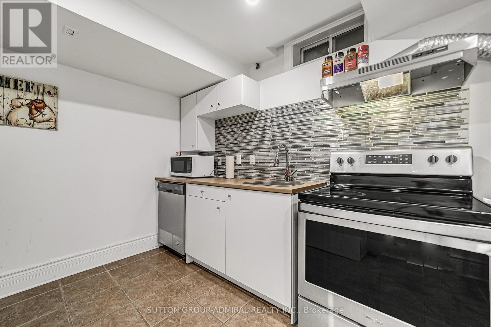 18 BUCKHORN AVENUE - 45