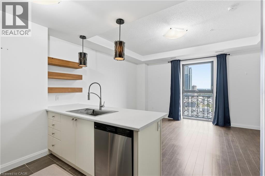 #801 112 KING Street E - Image 8