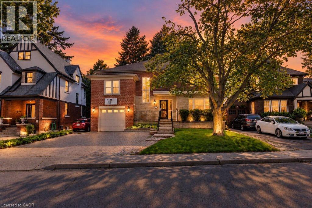 Photo of 31 FAIRLEIGH Crescent