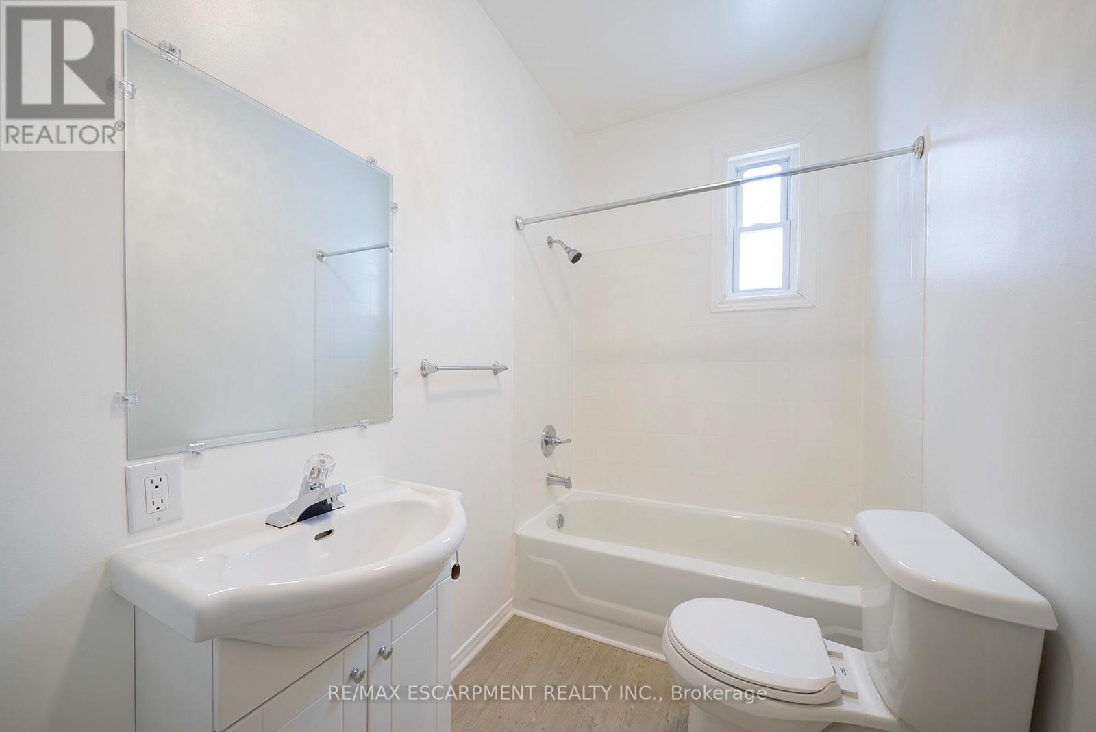 171 DRUMMOND STREET - 26
