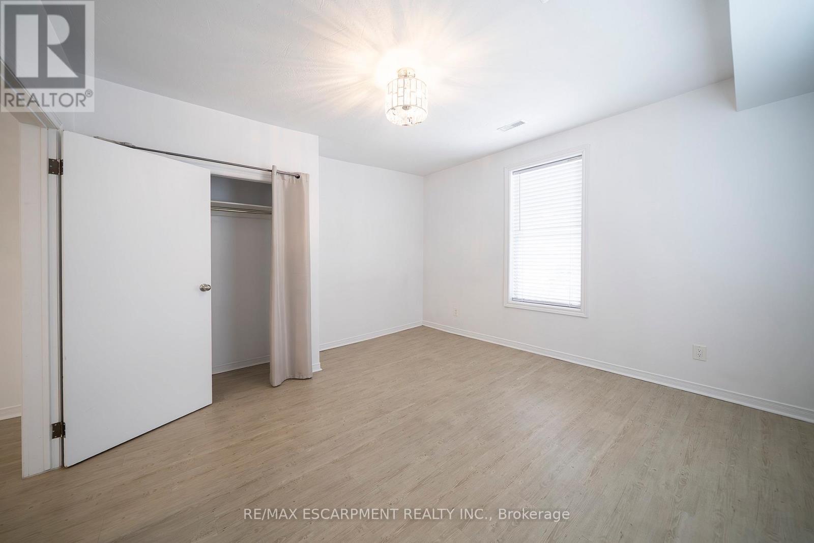 171 DRUMMOND STREET - 27