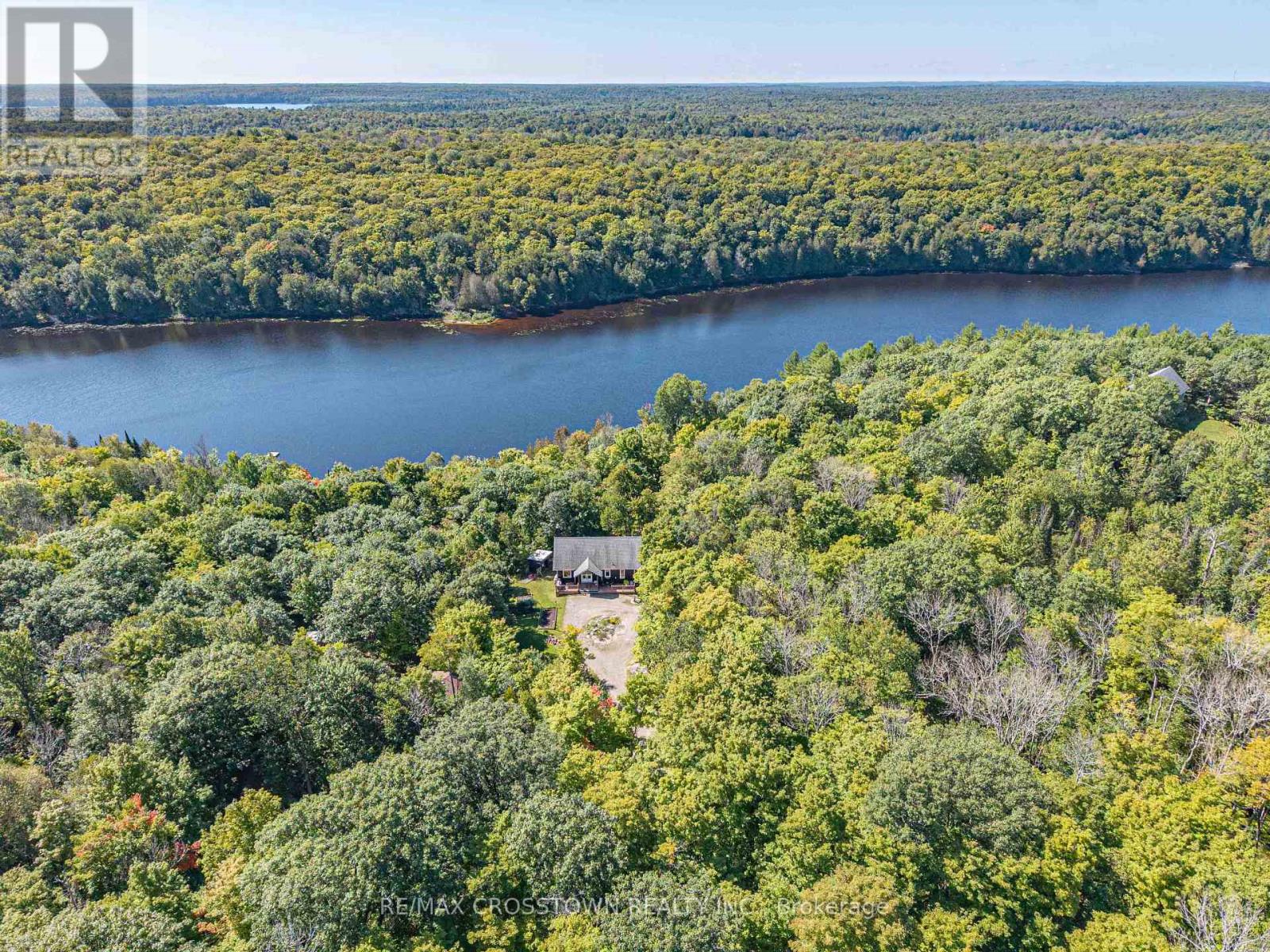 482 EAST POVERTY BAY ROAD, Magnetawan (Ahmic Harbour) — photo 3