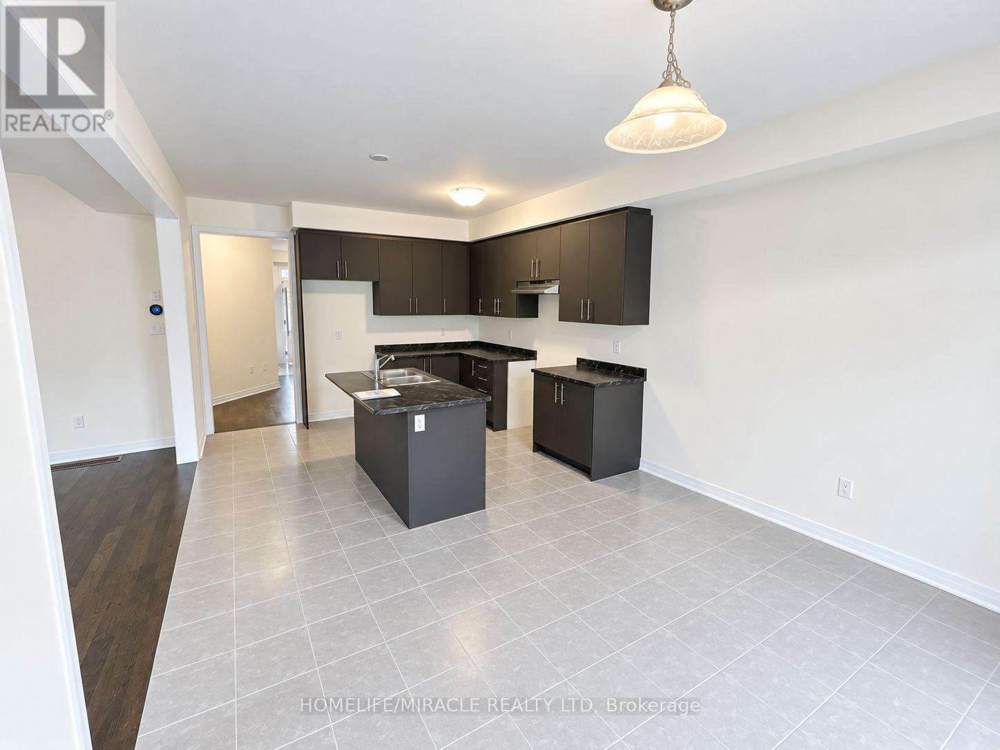 MAIN FLOOR - 154 WESTBRIDGE AVENUE, Welland (Dain City) — photo 4