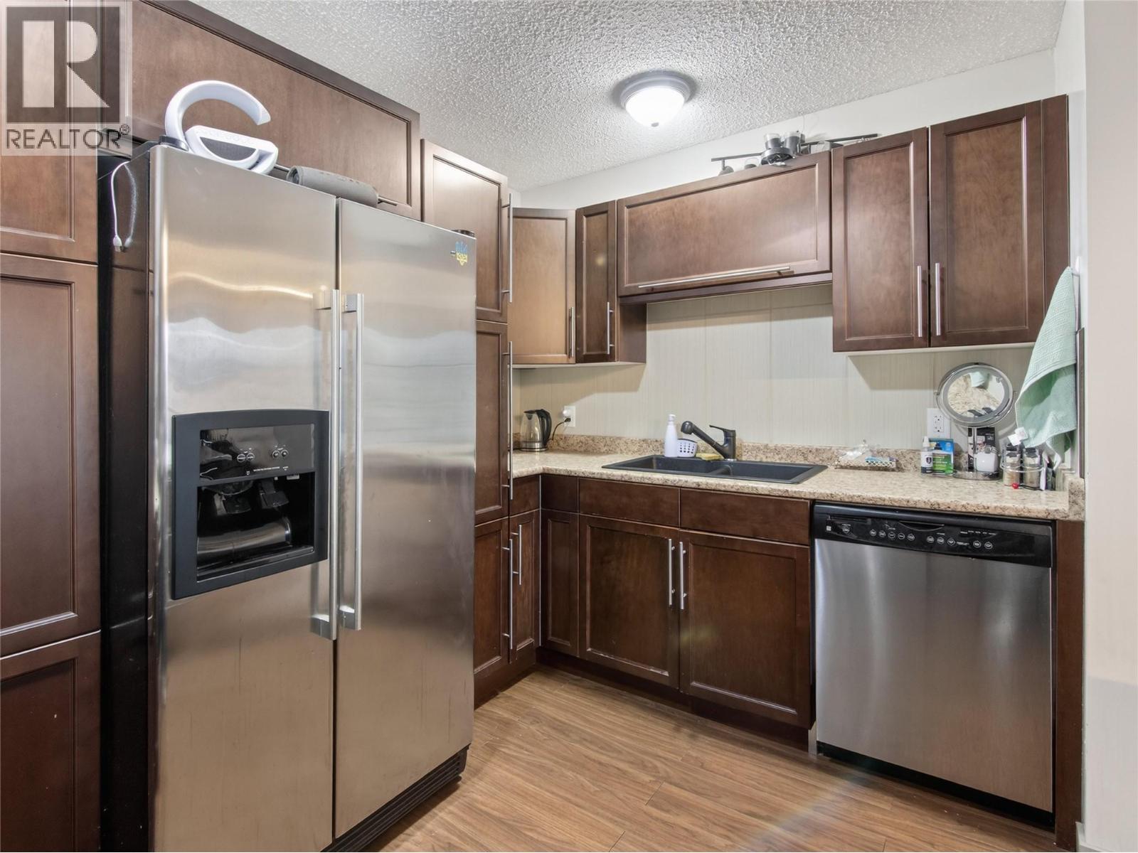 406 130 Skaha Place, Penticton