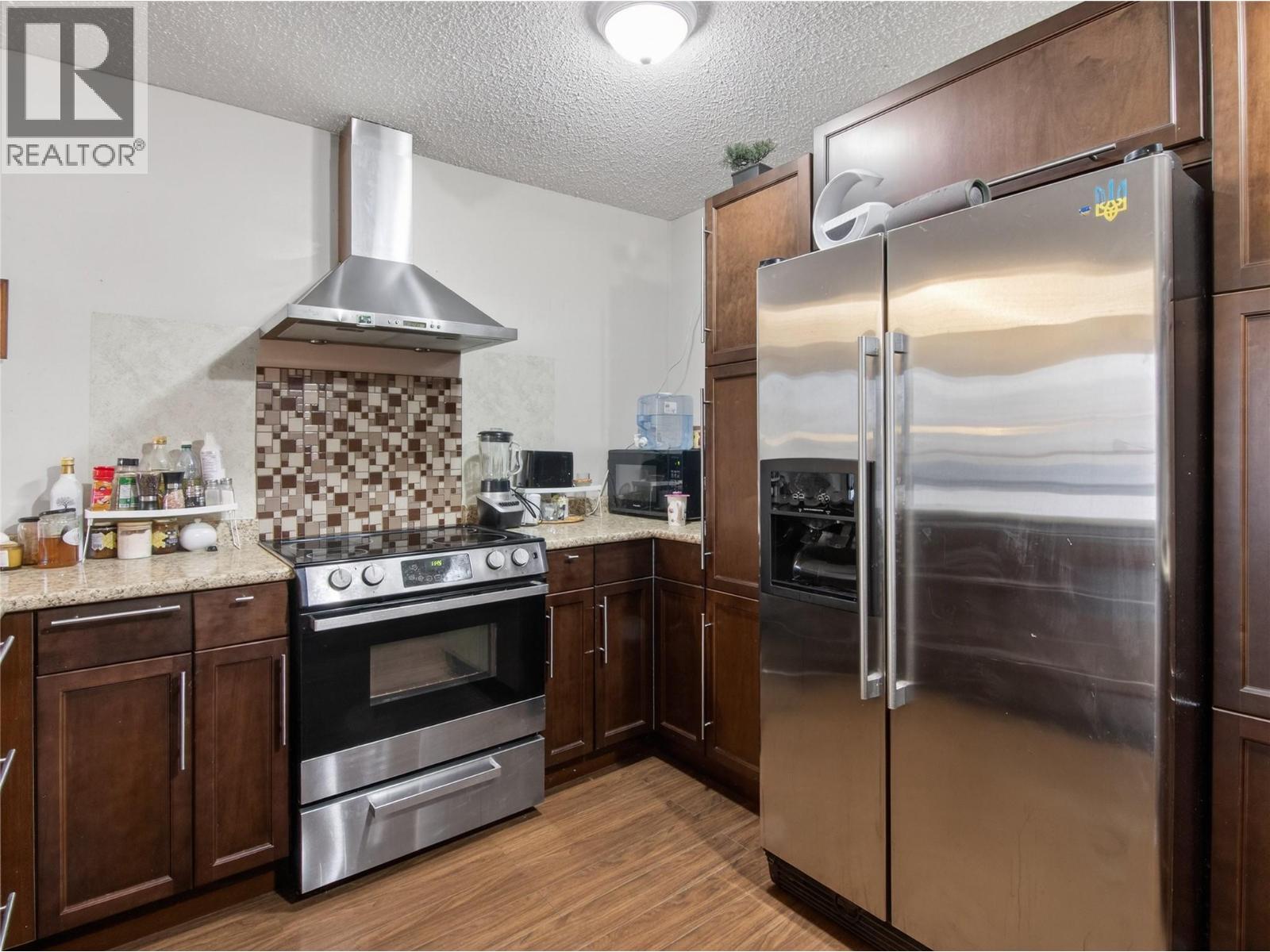 406 130 Skaha Place, Penticton