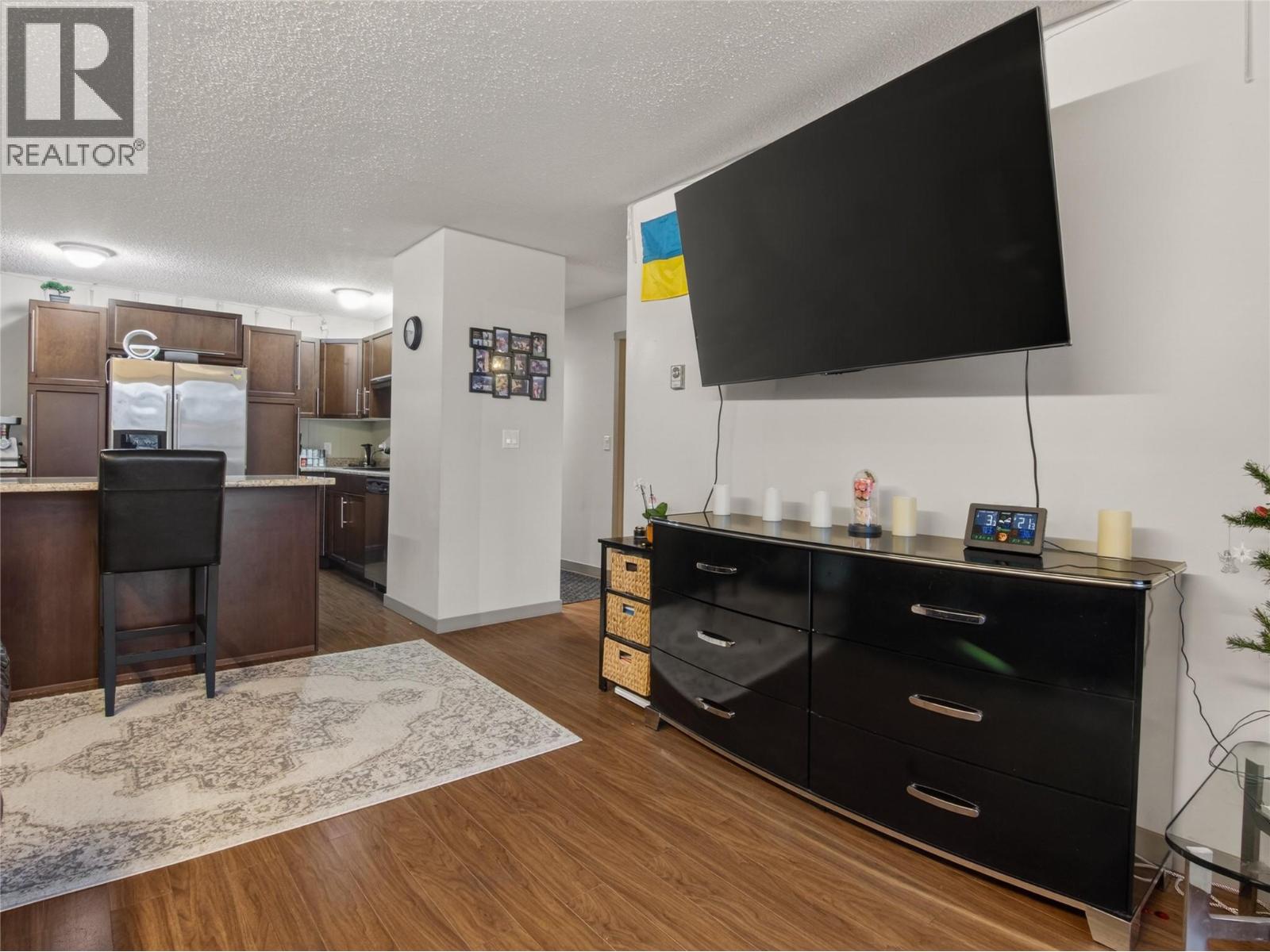406 130 Skaha Place, Penticton