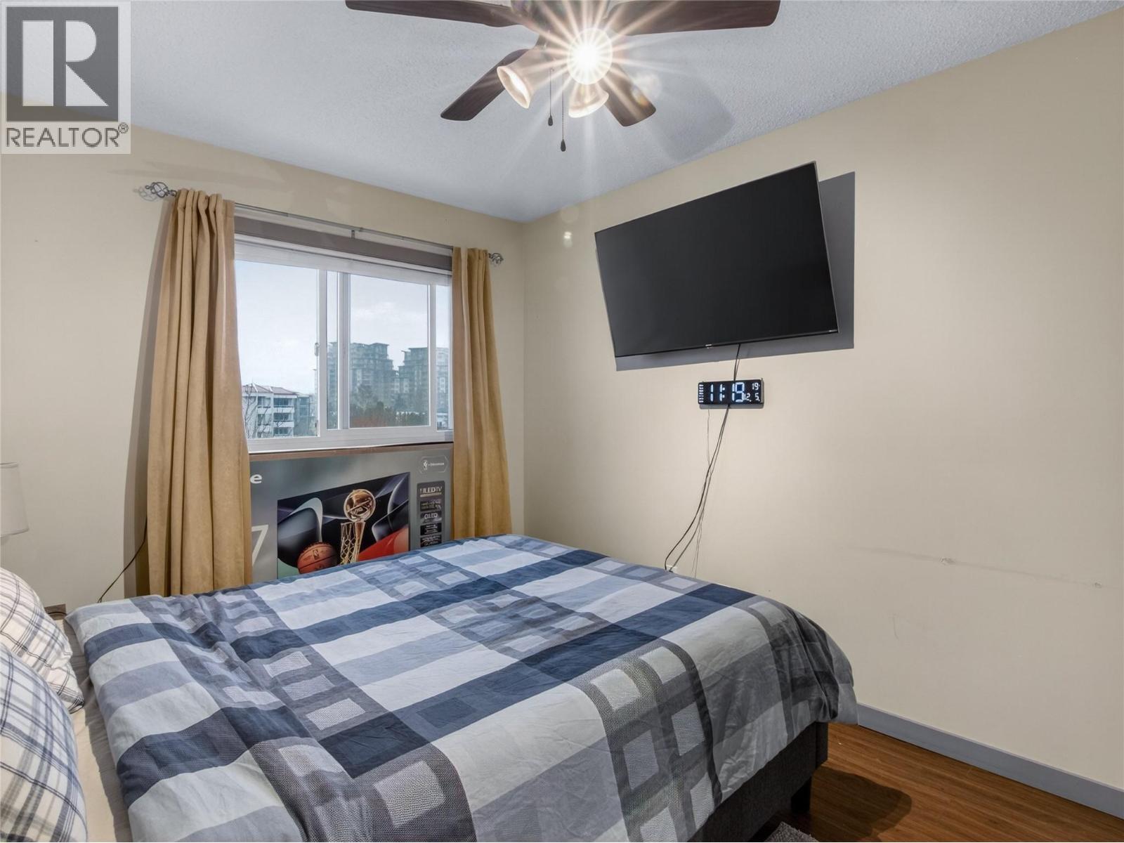 406 130 Skaha Place, Penticton