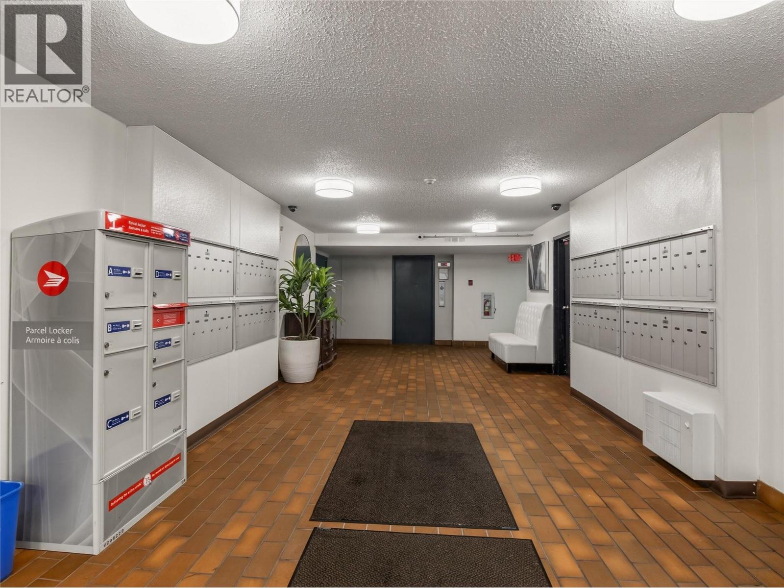 406 130 Skaha Place, Penticton