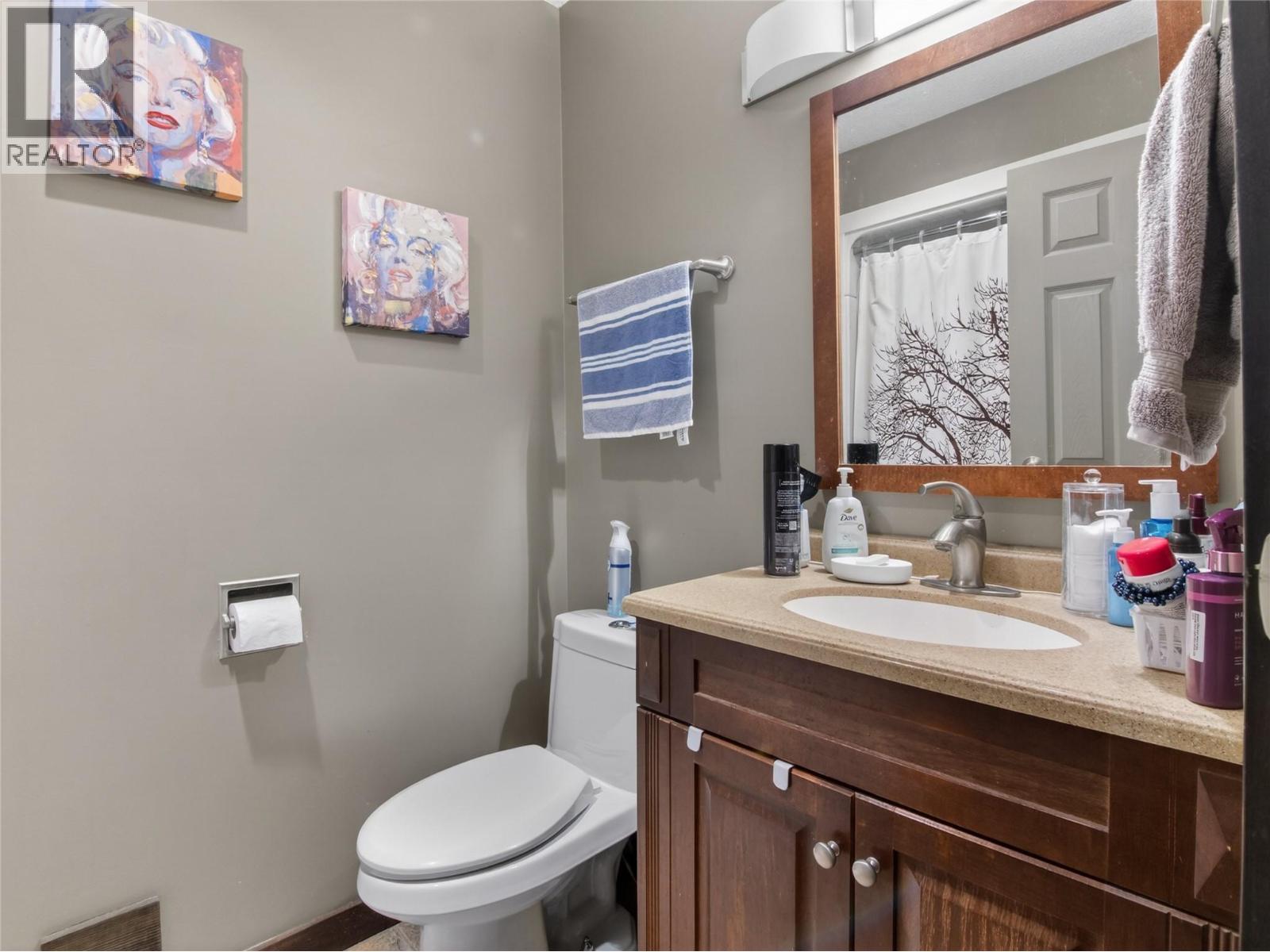406 130 Skaha Place, Penticton