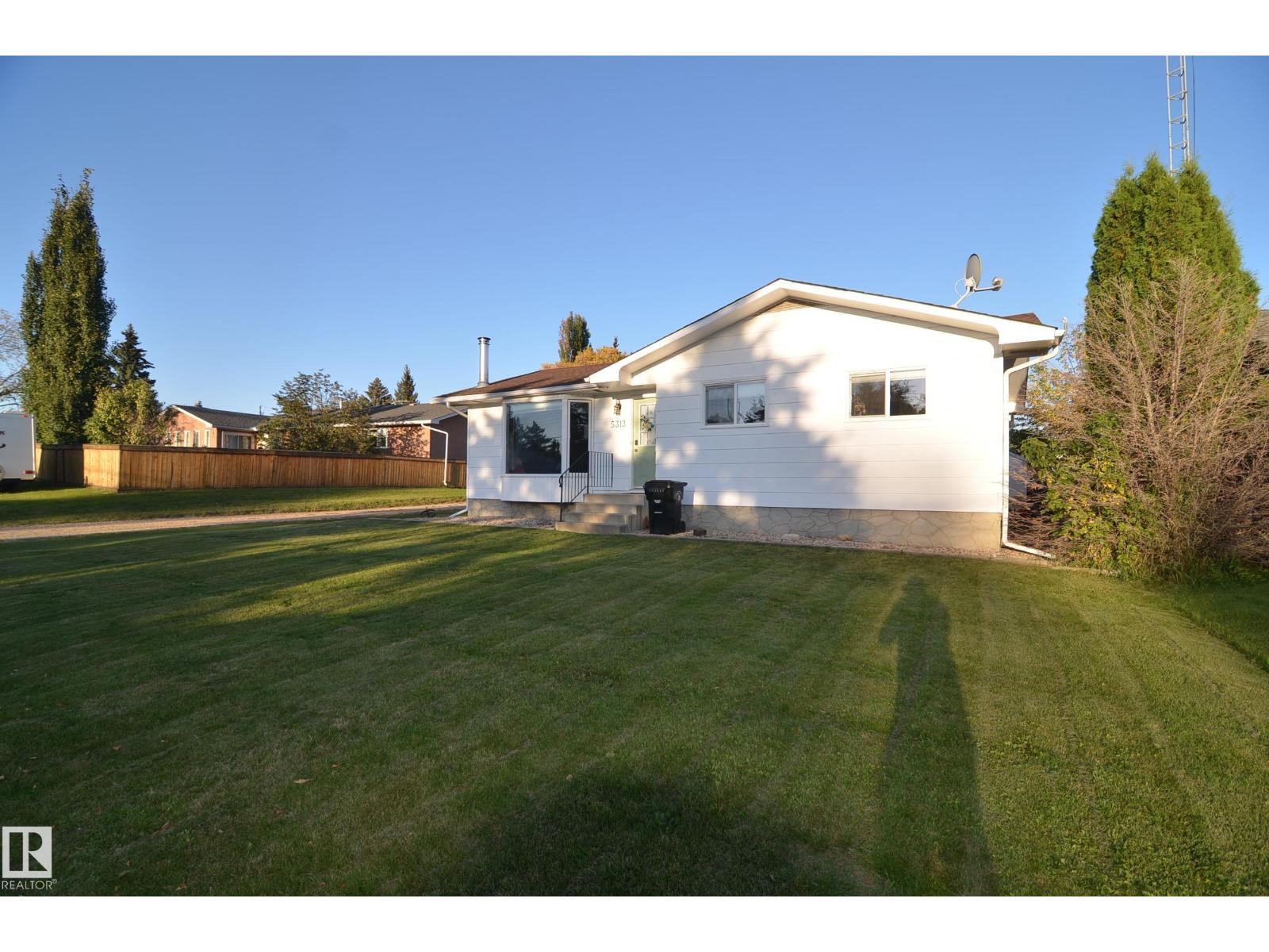 5313 57 ST - 36