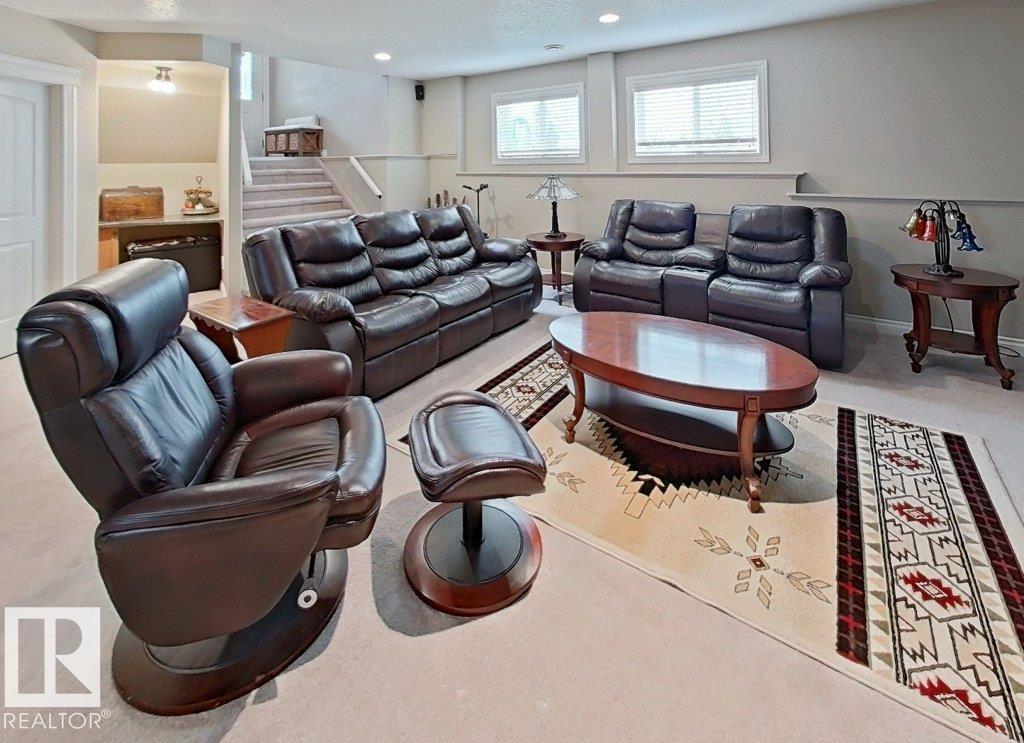 86 LINKSVIEW DR - 22