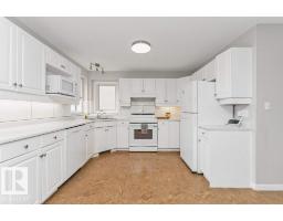 Recreation room - 1259 Joyce Cr Nw, Edmonton, AB T6L6V3 Photo 10