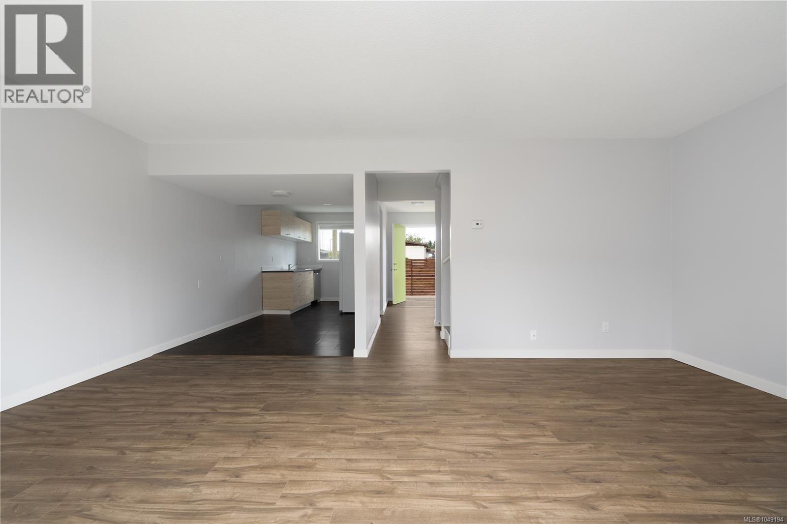 460/470 Dogwood St - 6
