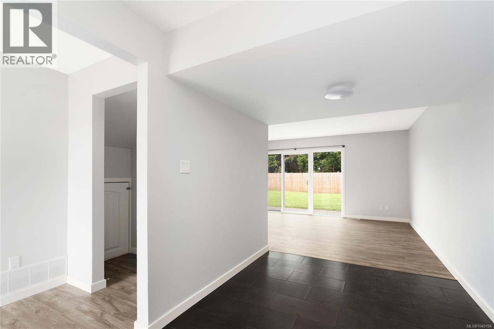 460/470 Dogwood St - 7