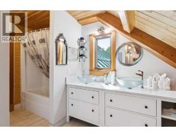 16 Highlands Place, Bragg Creek, AB T0L0K0 Photo 30