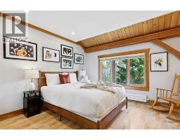 16 Highlands Place, Bragg Creek, AB T0L0K0 Photo 32