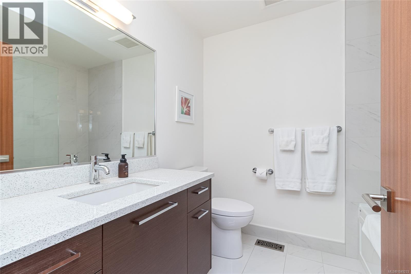 1518 Shorncliffe Rd - 30