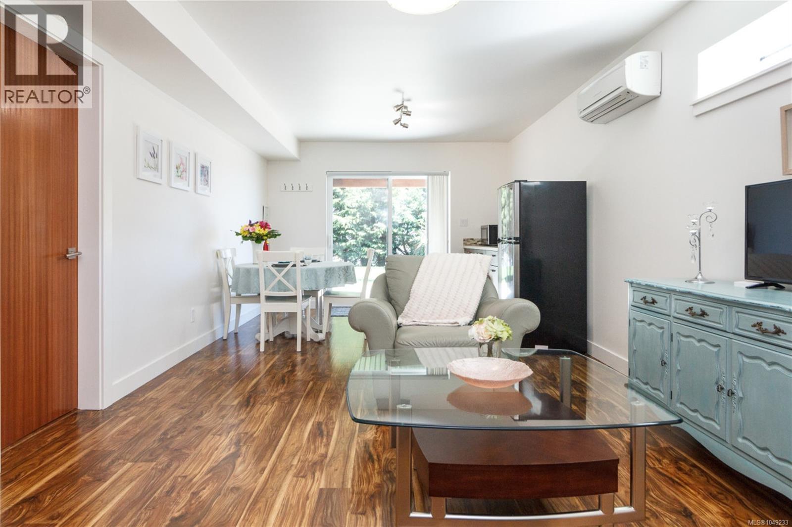 1518 Shorncliffe Rd - 62