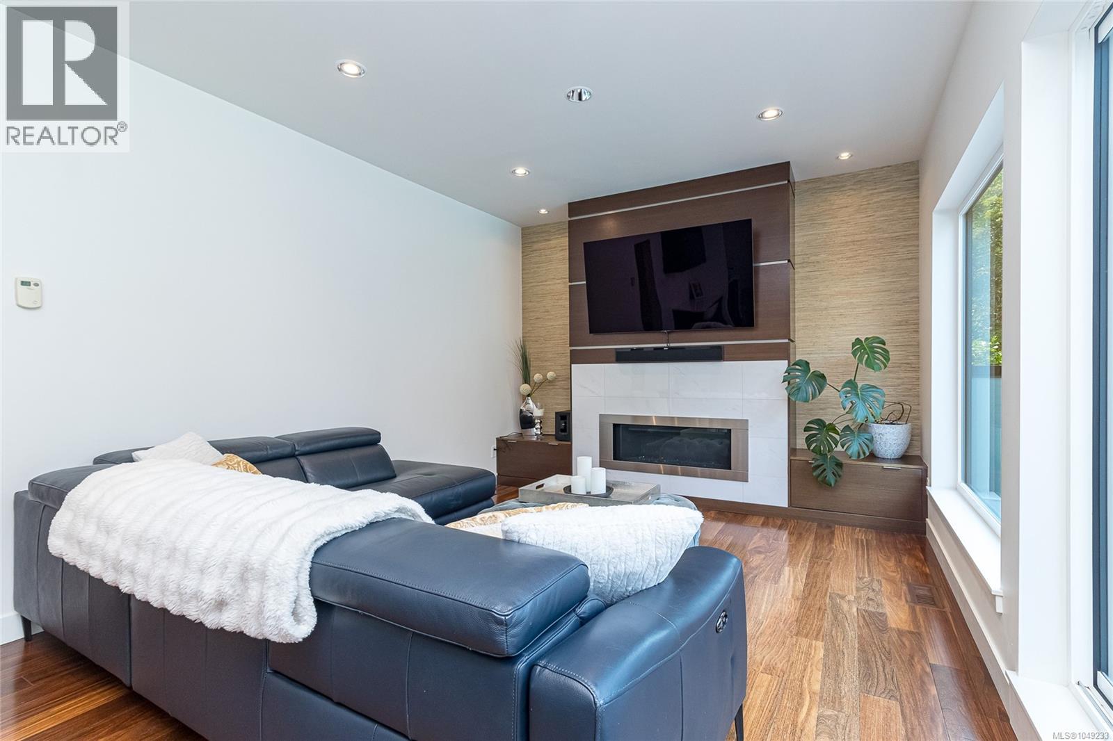 1518 Shorncliffe Rd - 8