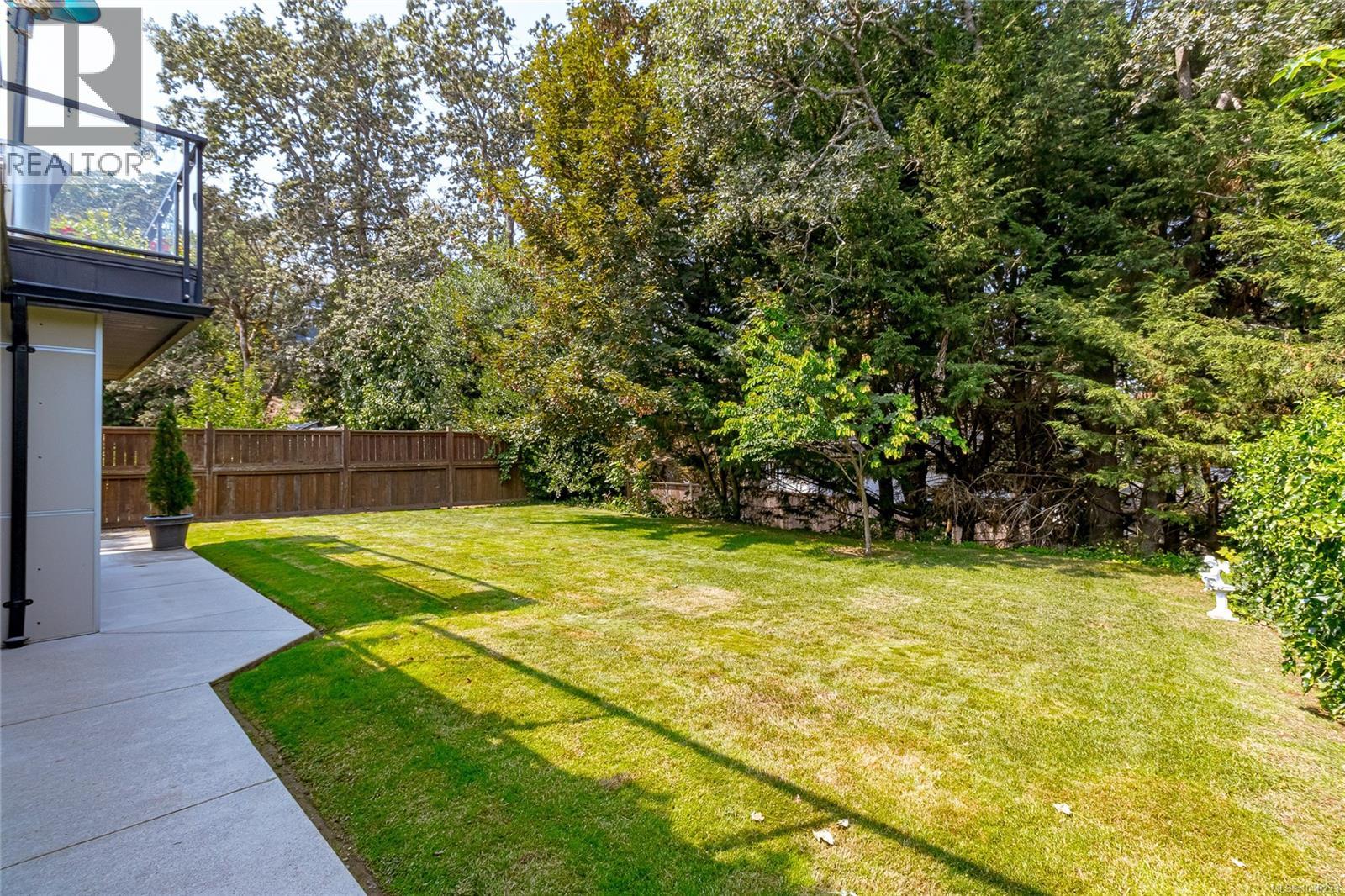  1518 Shorncliffe Road, Saanich