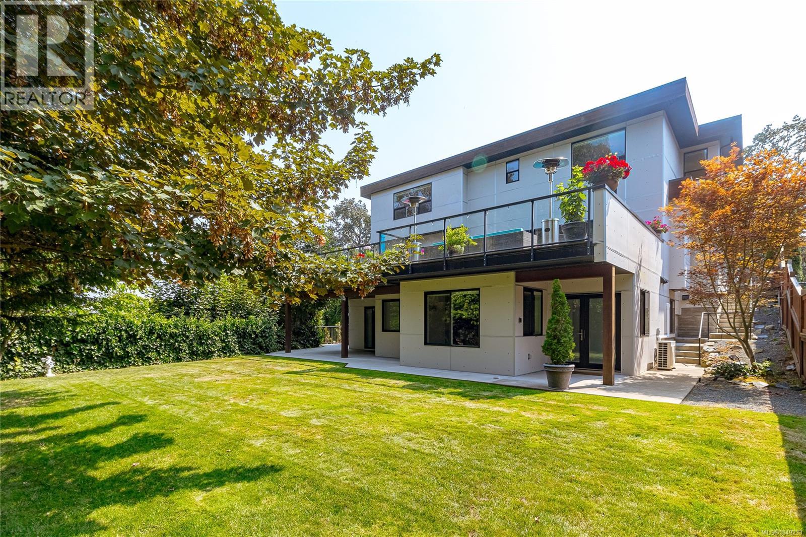 1518 Shorncliffe Rd - 89