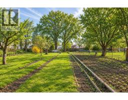 2666 Jos St. Louis, Windsor, ON N8T2M6 Photo 26
