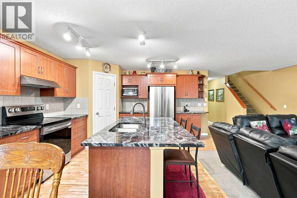 345 Saddlecrest Way NE - Image 13