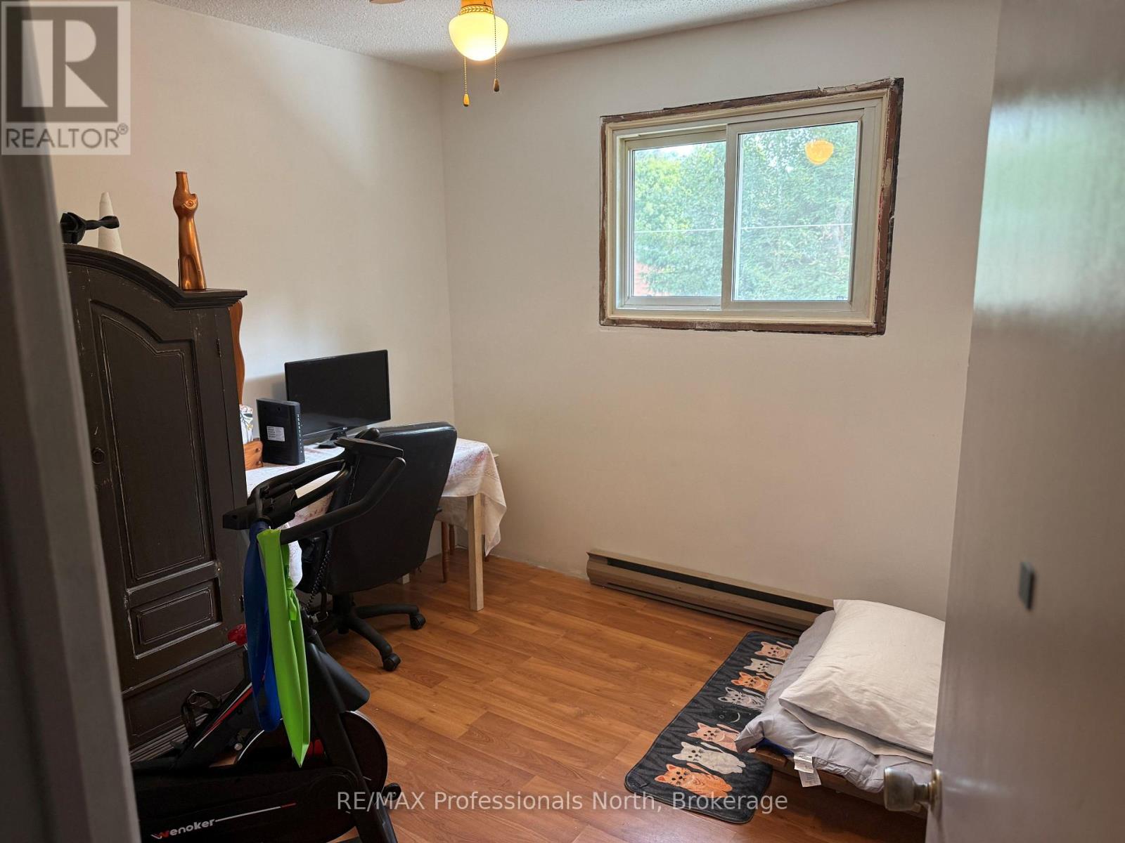37 SPRUCE DRIVE S - 17