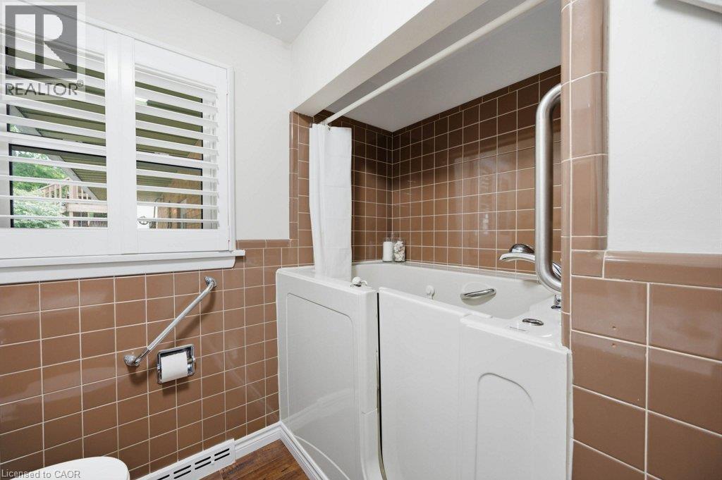 417 EDWIN Street - Image 27