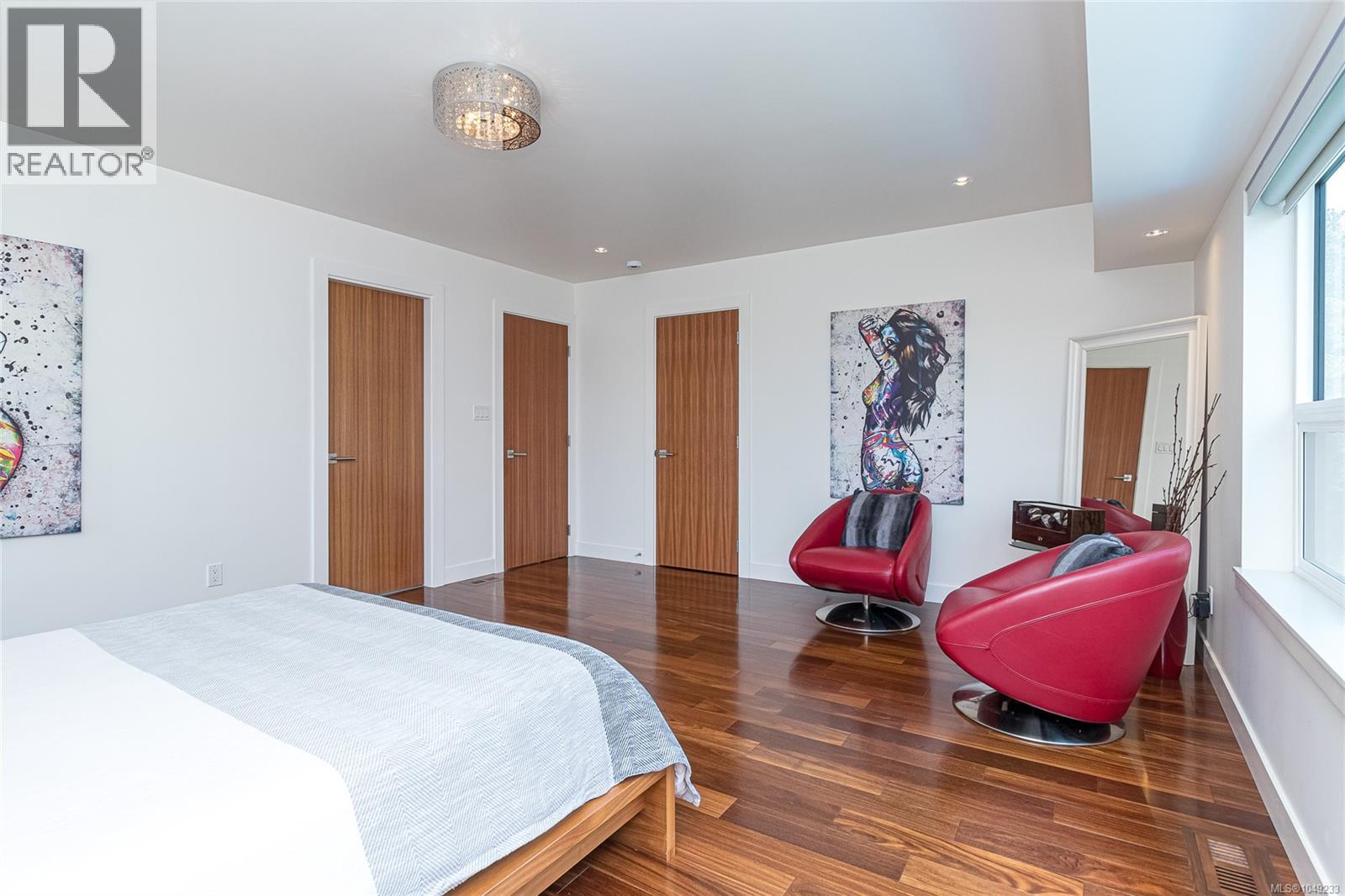  1518 Shorncliffe Road, Saanich