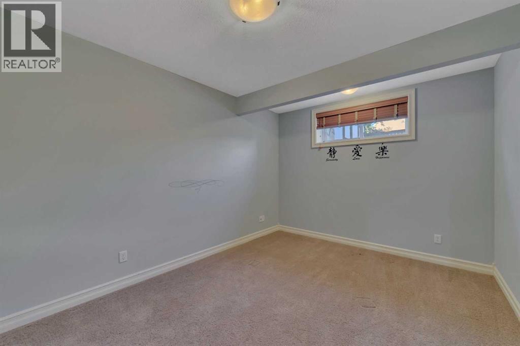 Listing photo – 466 Wishart Street, Red Deer