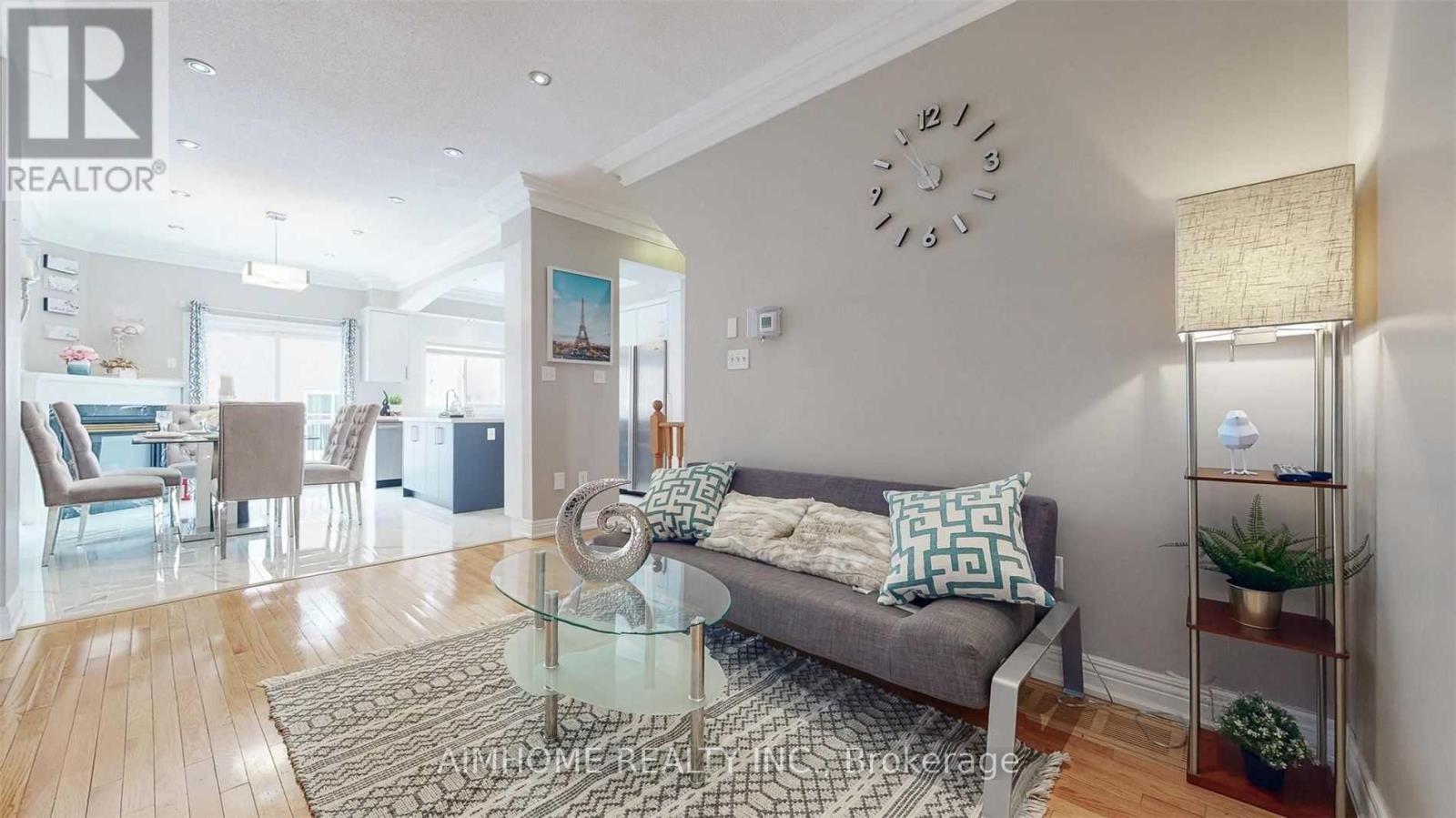 UPPER - 10 PORTSMOUTH ROAD, Vaughan (Vellore Village) — photo 6