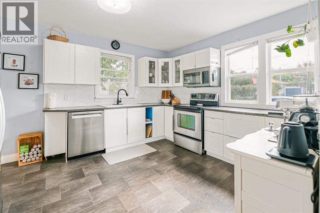 Listing photo – 5028 44 Street, Innisfail