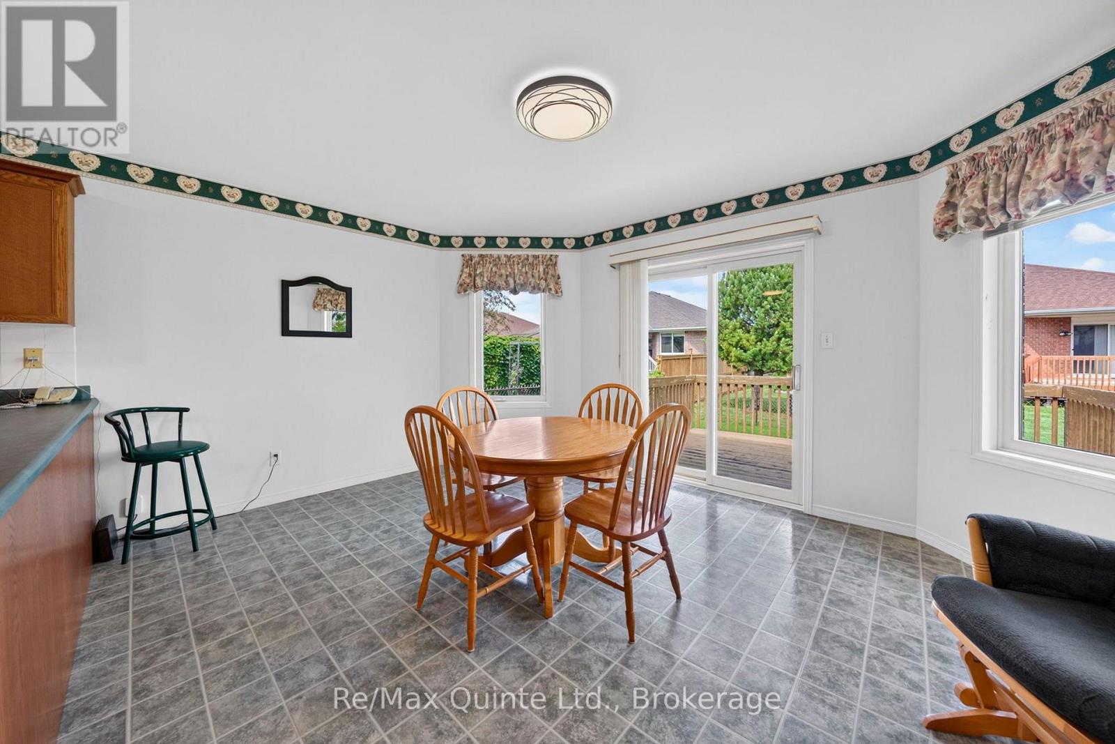 26 OAK RIDGE BOULEVARD - 16